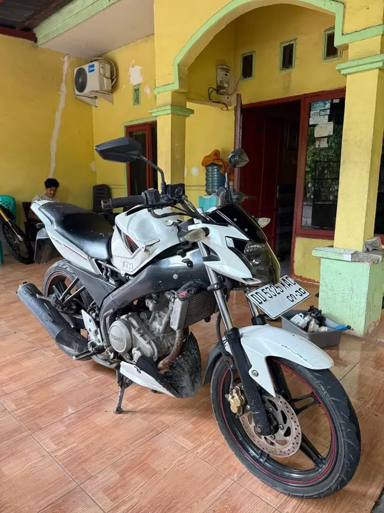 JUAL MOTOR VIXION
