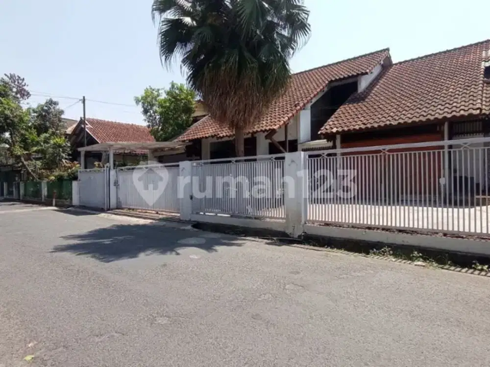 Rumah Siap Huni Dekat Kampus ISBI Buah Batu Bandung