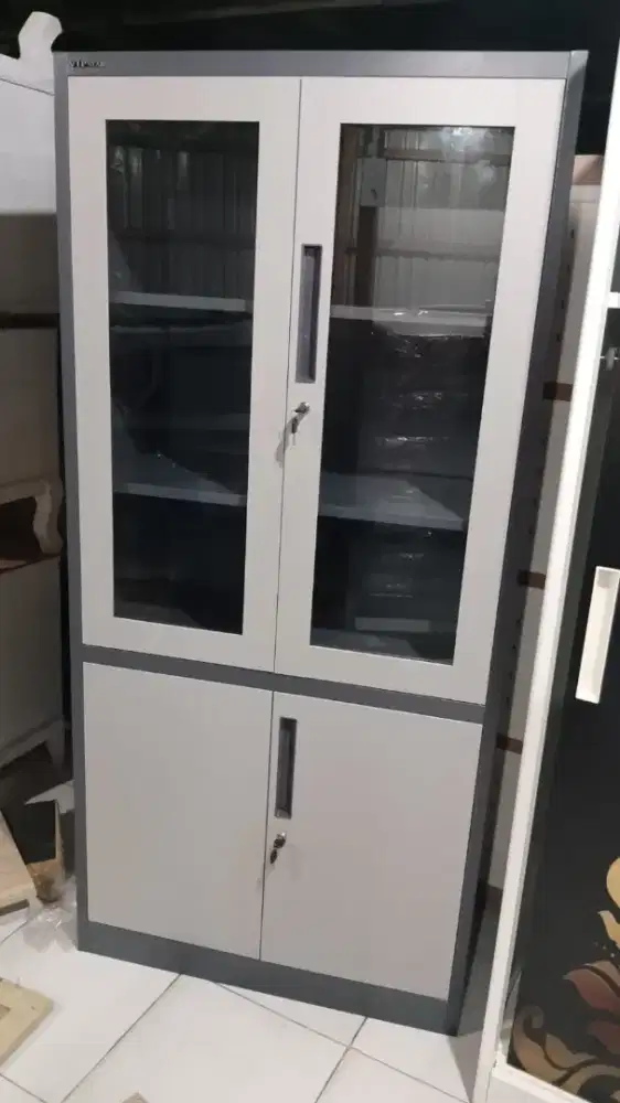 Lemari Arsip 2pintu