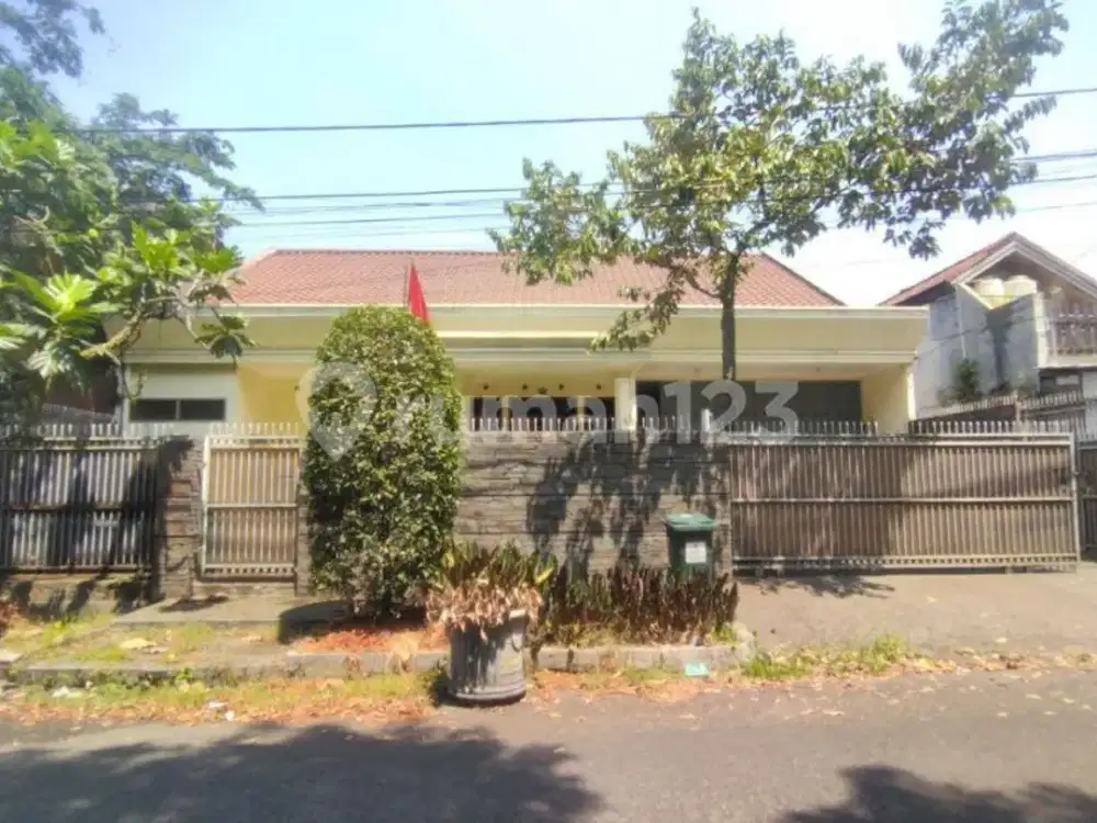 Rumah Murah Sayap Gatot Subroto cocok kantor dekat mie gacoan