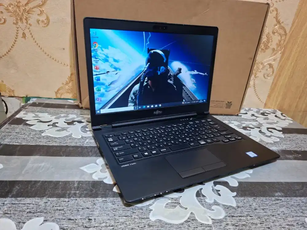 Laptop Fujitsu Lifebook U748