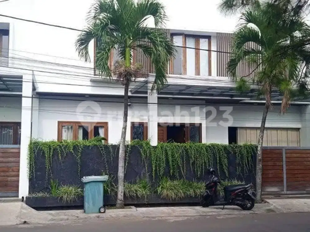 Rumah Lux Terawat Dekat Hotel Horison Turangga Bandung