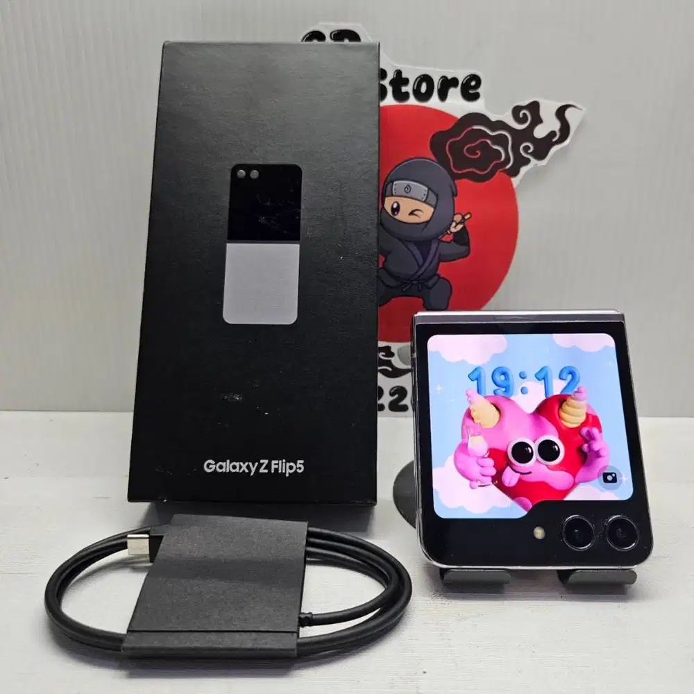 Like New Samsung Galaxy Z Flip 5 Lavender 8/256 Fullset No Minus