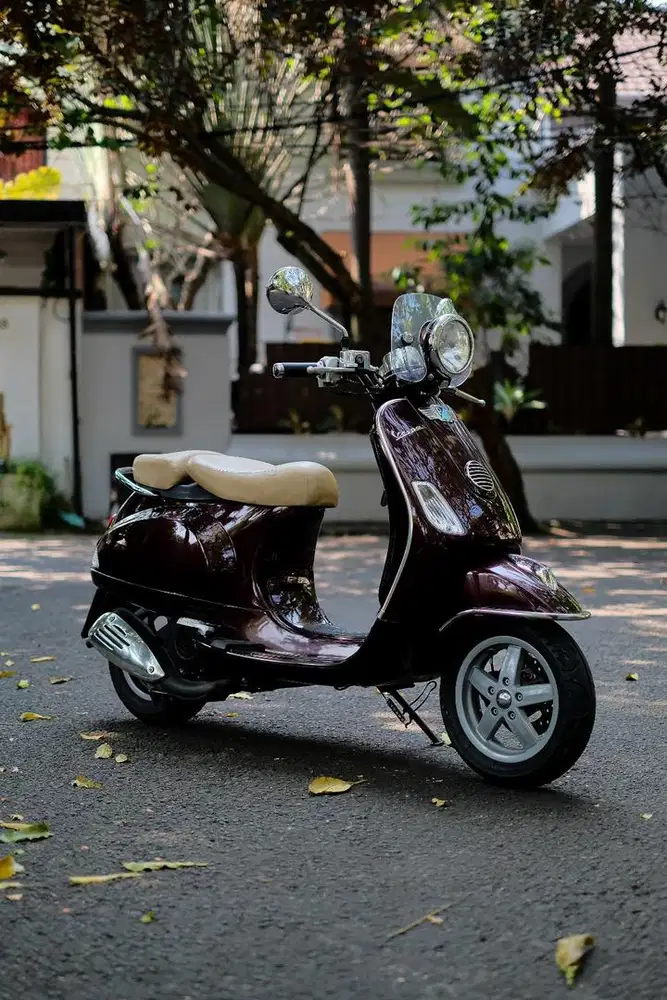 Vespa LXV 150 3VIE 2013