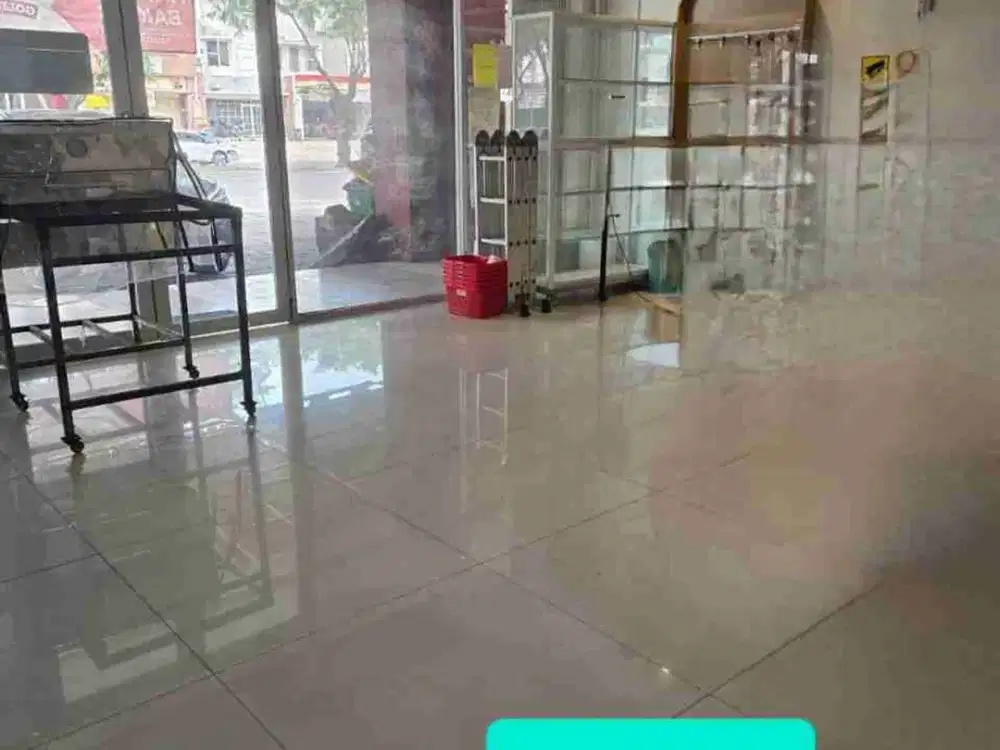 Dijual cepat Ruko Komersil lokasi strategis di Harapan indah 2 Bekasi Barat