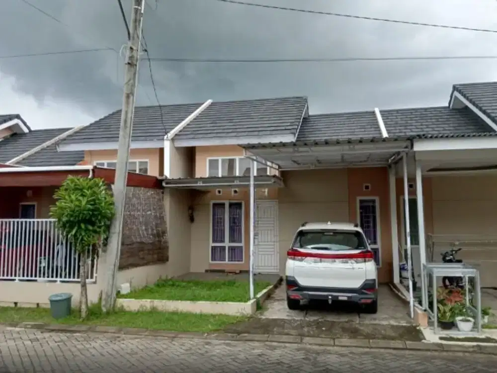 Dijual Rumah sekitar Jalan Poros Kariango, Maros