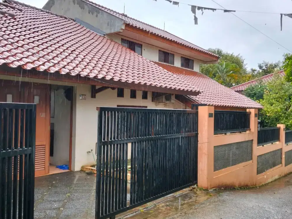 Rumah 7 Kamar Tidur 10 Mnt ke Gerbang Tol Margonda Dibantu KPR J-50353