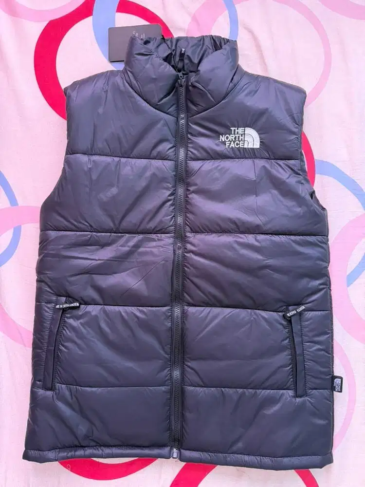 Vest TNF new belum pernah pakai