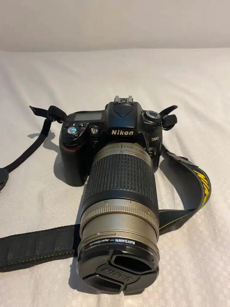 Camera DSLR Nikon D90