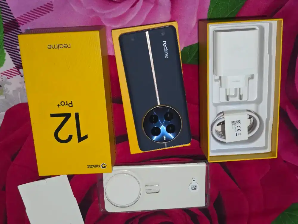 Realme 12 Pro Plus 5G ram 8 internal 256 lengkap ori murmer resmi