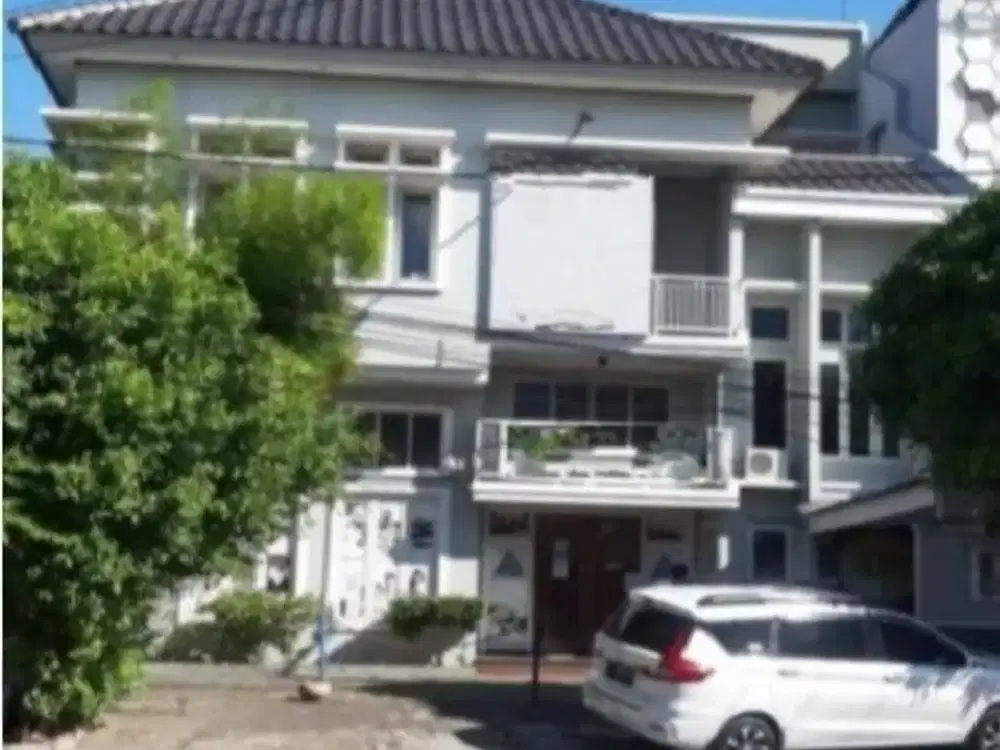 Rumah mewah 3 lantai cocok untuk kantor, rumah usaha, showroom, outlet dan rumah tinggal