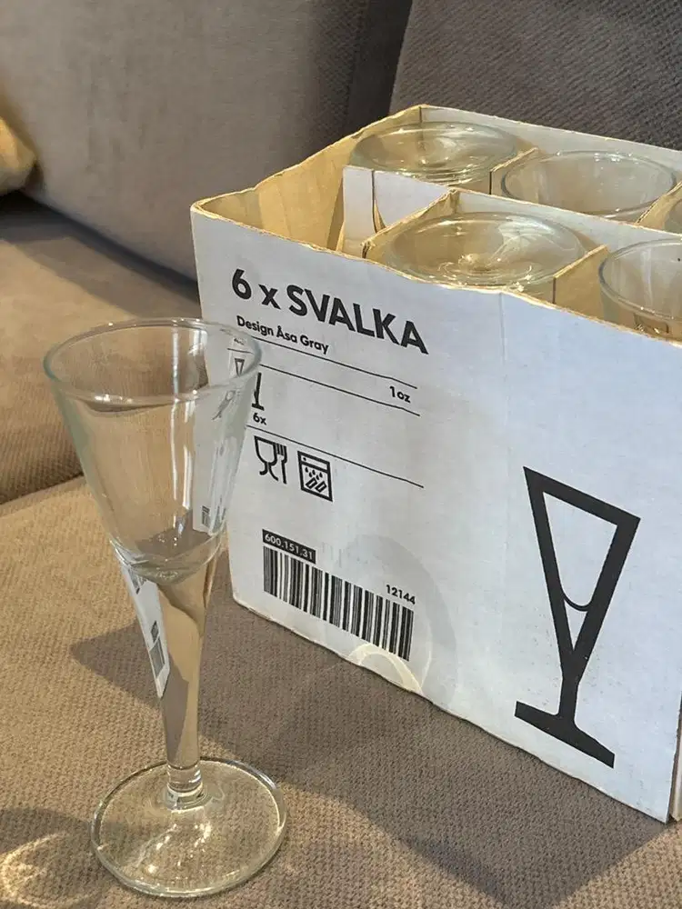 Enam gelas kecil dari ikea