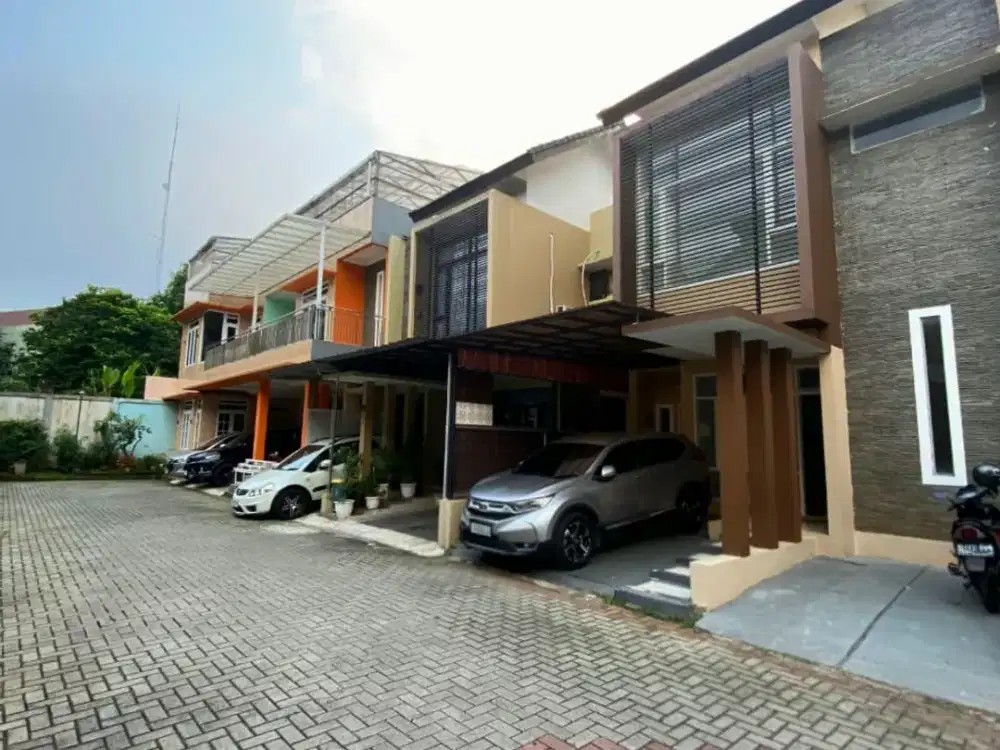 RUMAH BAGUS DALAM CLUSTER STRATEGIS di BAMBU APUS CIPAYUNG JAKARTA TIMUR