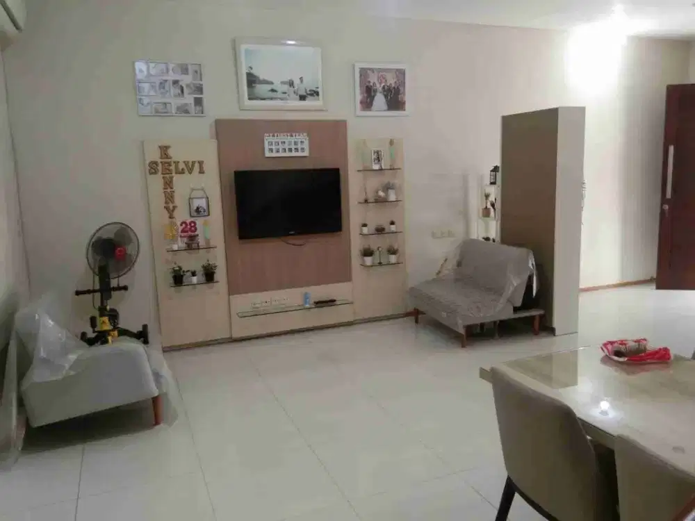 Cari penghuni baru!! Dijual rumah 2 lantai Pondok Tjandra Indah dalam cluster, siap huni