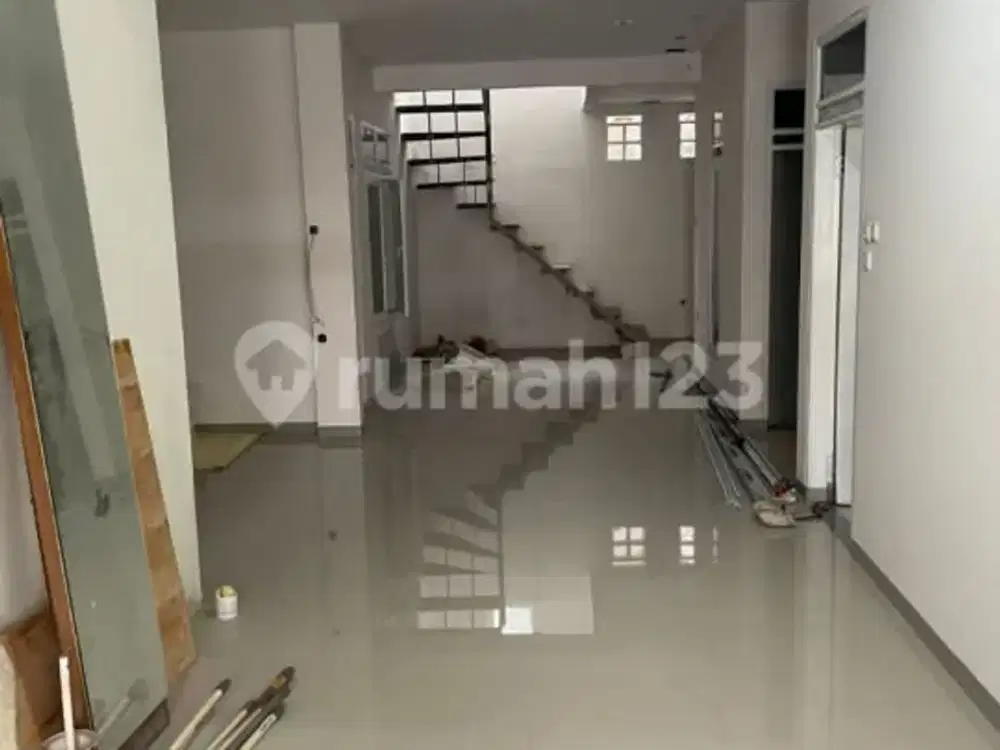Rumah Baru Siap Huni Dekat BPK Penabur Taman Holis Indah Bandung