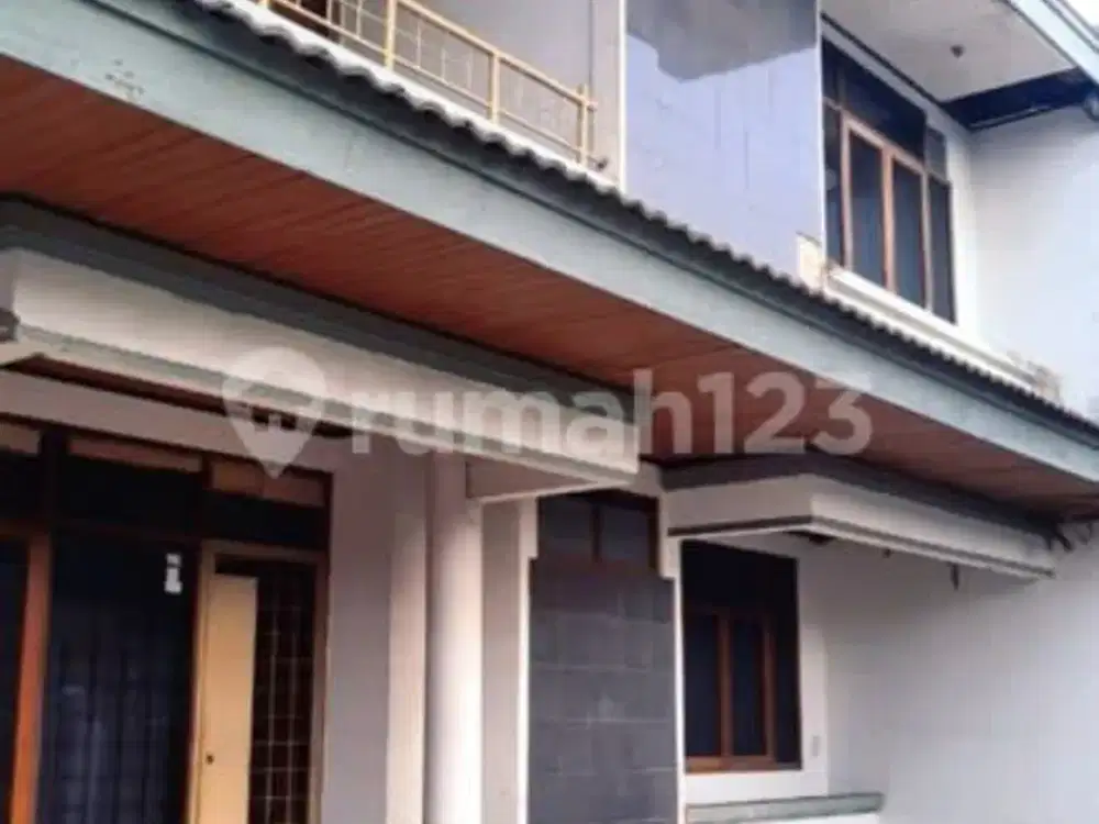Rumah Terawat Semi Furnised Deket Setrasari Mall Bandung