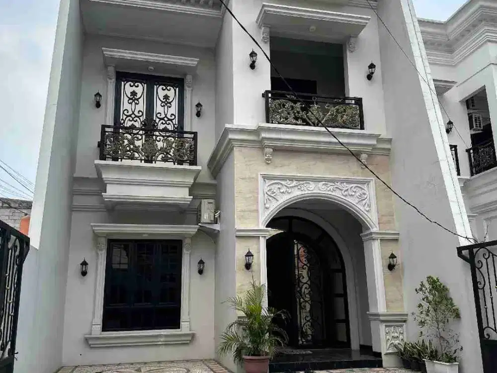 Jual Cepat Rumah Mewah Siap Huni di Cipedak Jagakarsa
