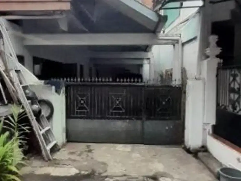Bu! Jual Cepat, Nyaman, Strategis, Gelong, Rumah di Tomang, Jakarta Barat