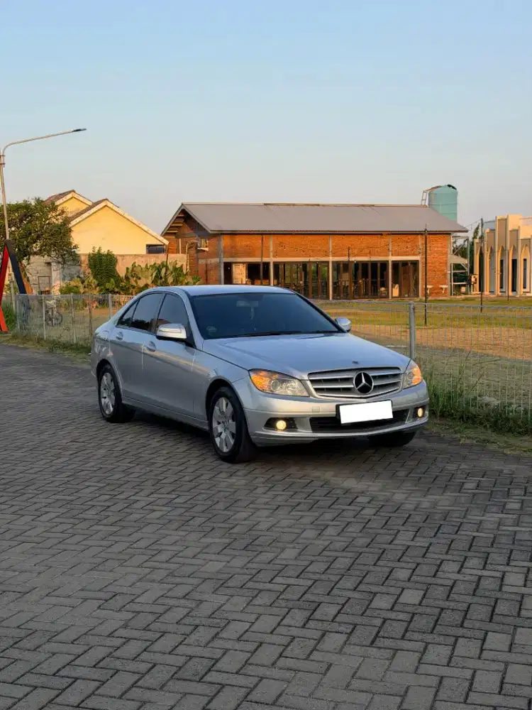 Mercedes-Benz W204 C200 Kompressor 2008