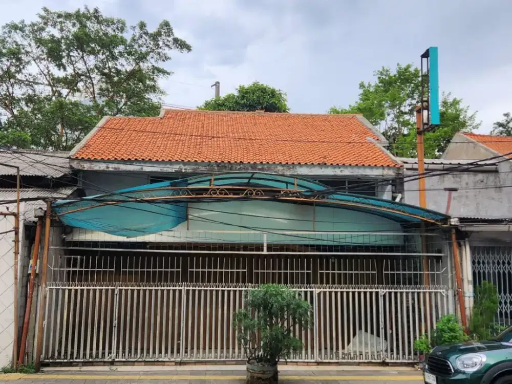 Dijual Rumah Tua @Menteng Jakarta Pusat Luas Tanah: 163 m2 Komersil Area 15 MILIAR NEGO