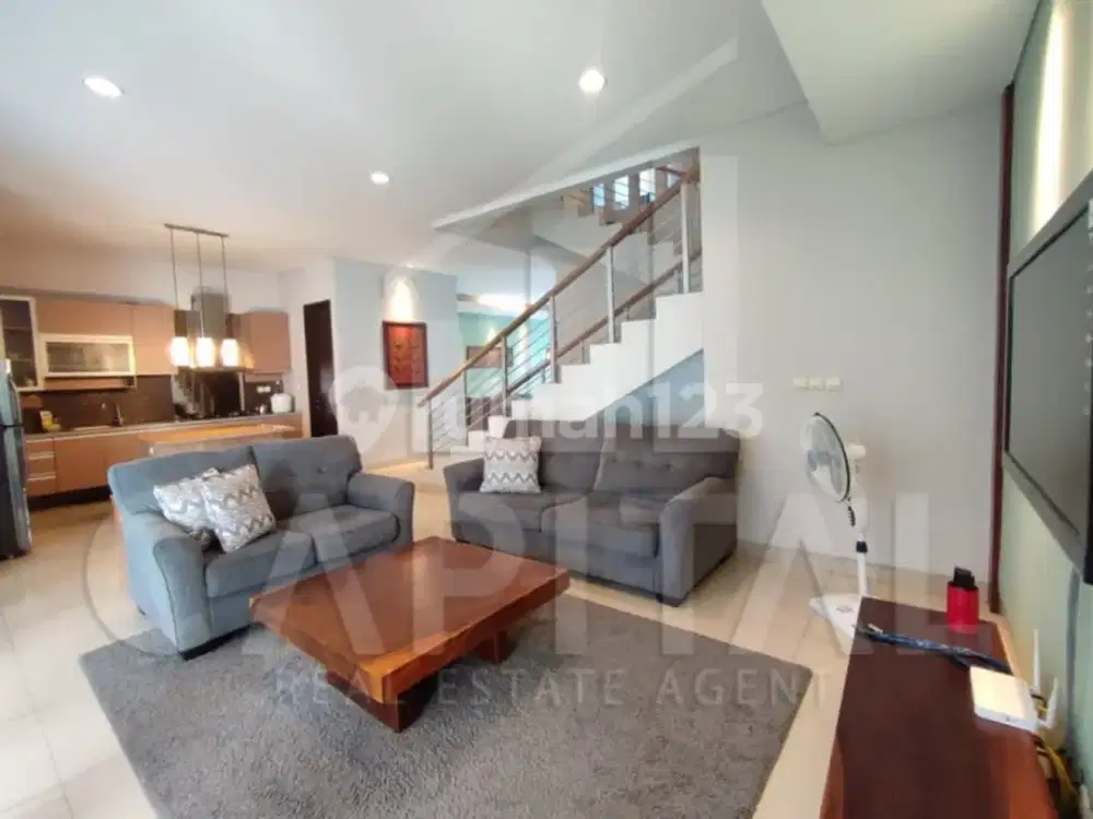 Rumah Minimalis Lux Di setraduta, Bandung