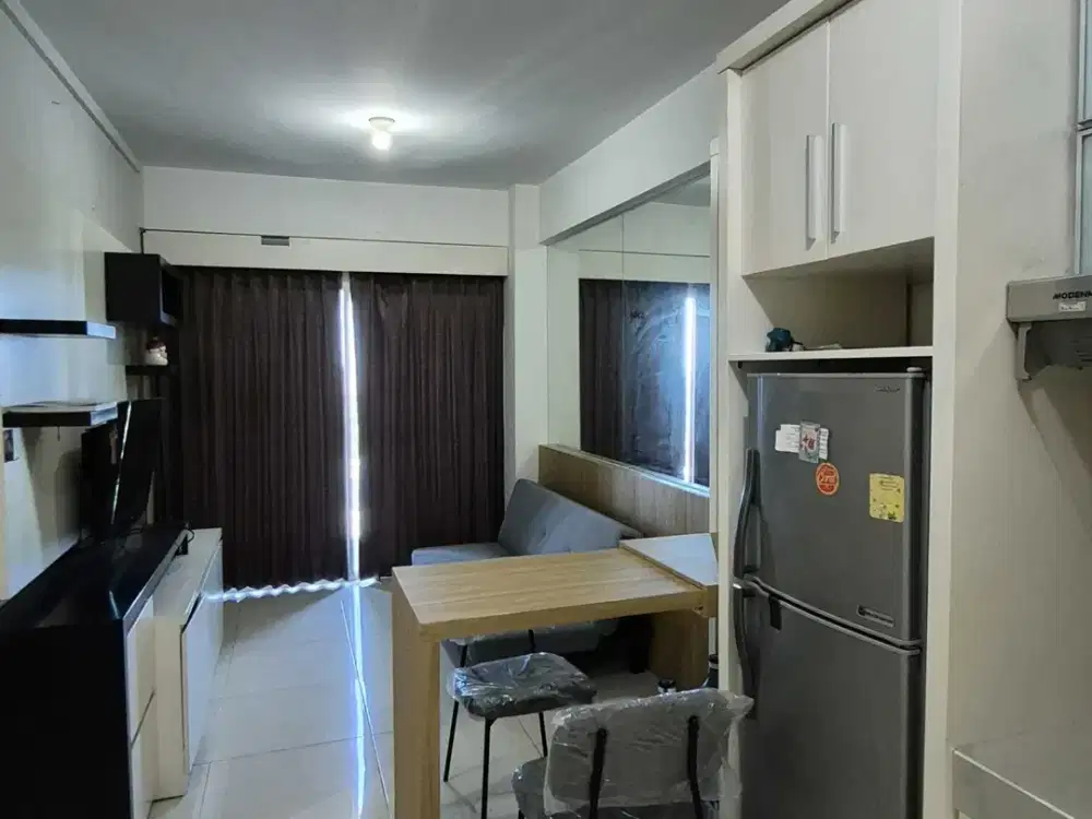 Disewakan Apartemen Puncak Bukit Golf Tower A LT20 Furnish Dekat Pakuwon Mall Surabaya Barat