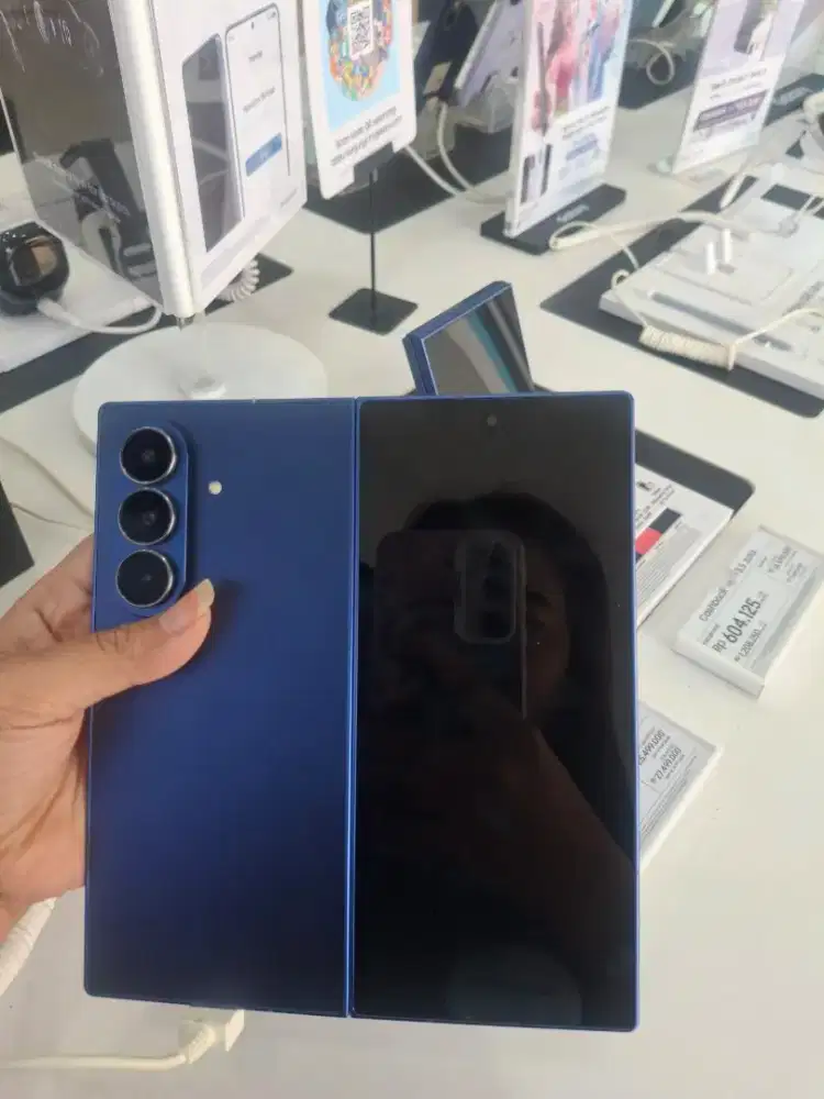 Samsung Z fold 7 New garansi resmi sein