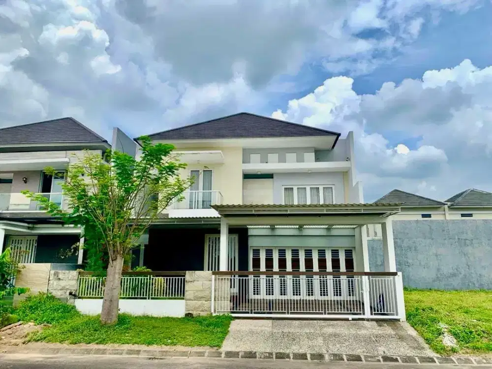 DIJUAL RUMAH ROYAL RESIDENCE FURNISH DEPAN DANAU DEKAT TOL PAKUWON