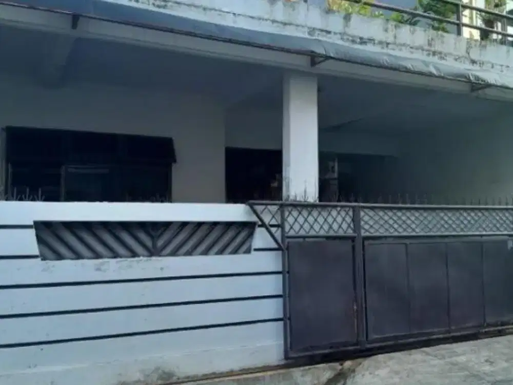 Dijual Rumah 2 Lantai Siap Huni, Lokasi Strategis, Tomang, Jakarta Barat
