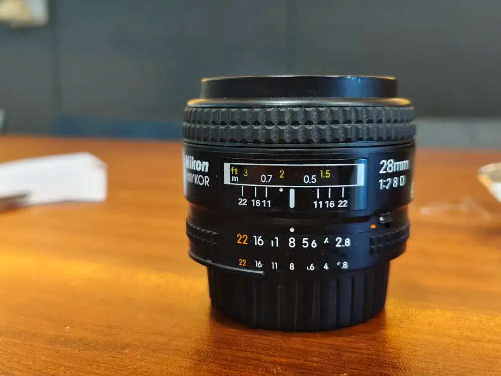 lensa nikon 28mm f2.8d