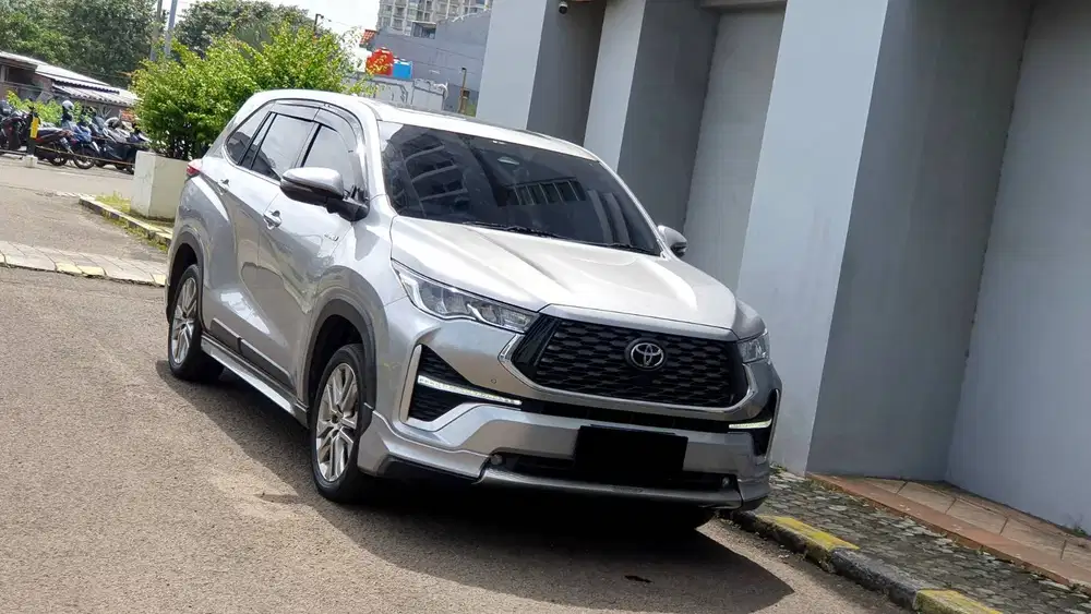 [ BERGARANSI ] Toyota Innova Zenix Q Hybrid 2.0 Modelista 2022/2023