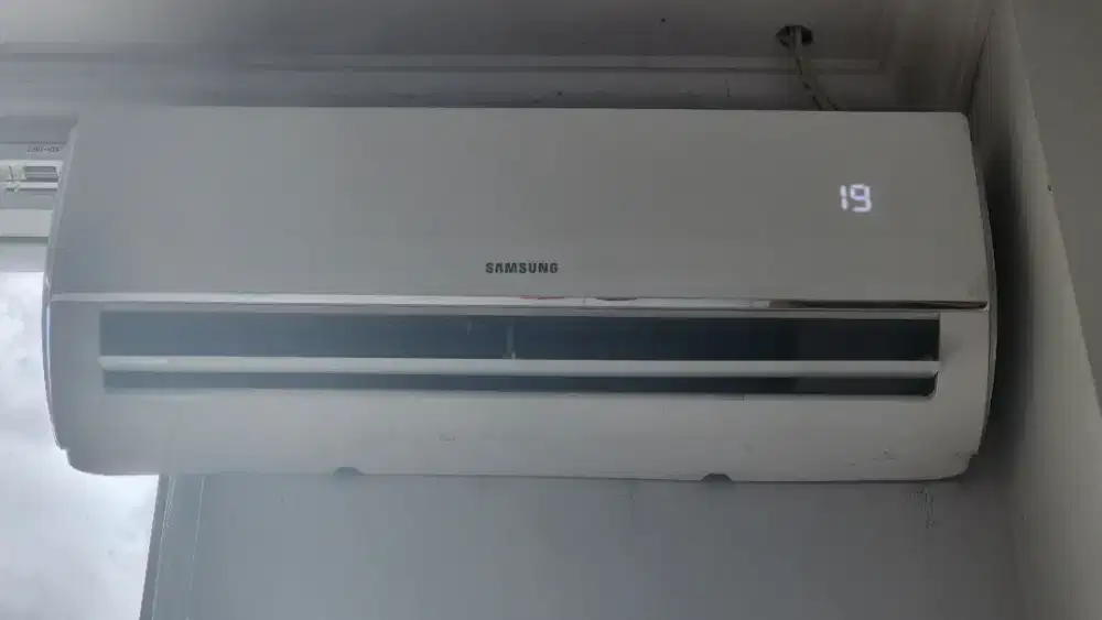 Dijual AC Samsung 1 PK
