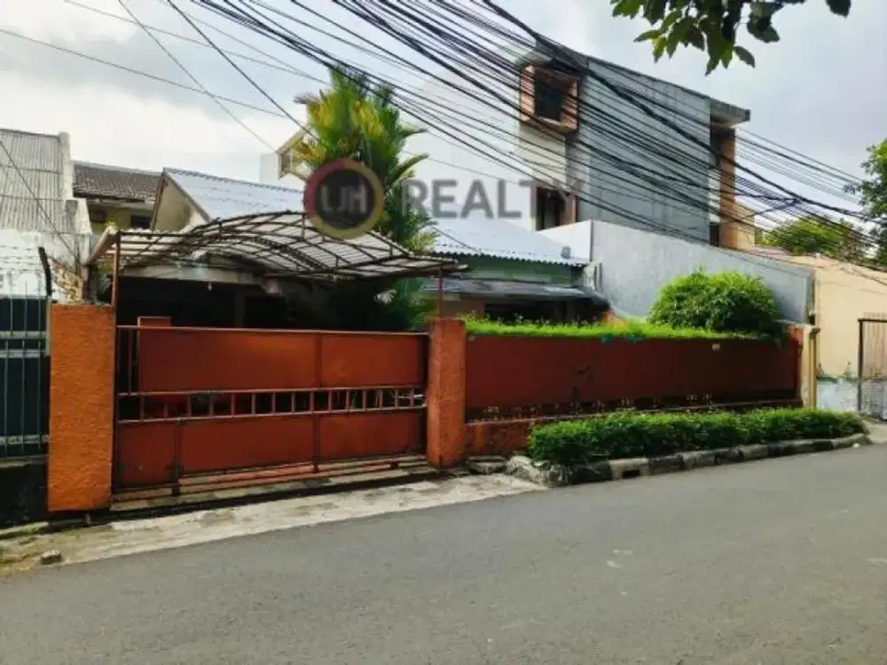 Dijual Rumah Luas, Asri, Nyaman Lokasi Sangat Strategis Gelong, Tomang Jakarta Barat