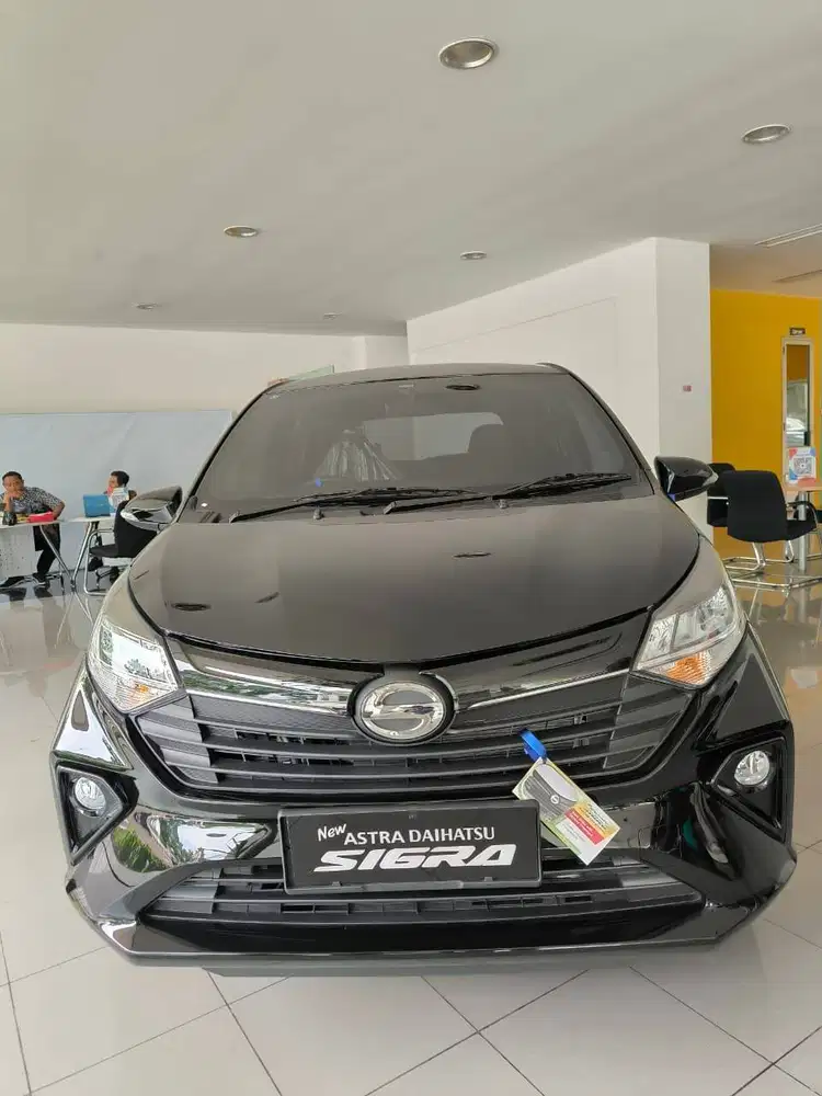 Daihatsu Sigra 1.2 R AT MC