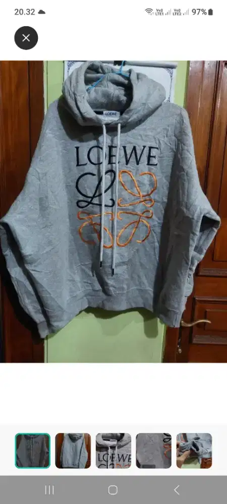 Hoodie Loewe tag atas saja