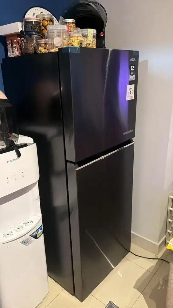Kulkas Aqua inverter
