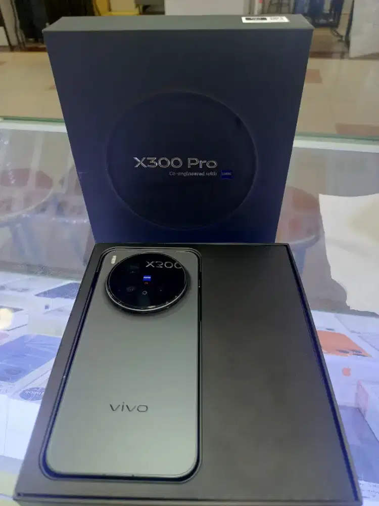 VIVO X300 Pro 16/512gb warna Black second bergaransi resmi