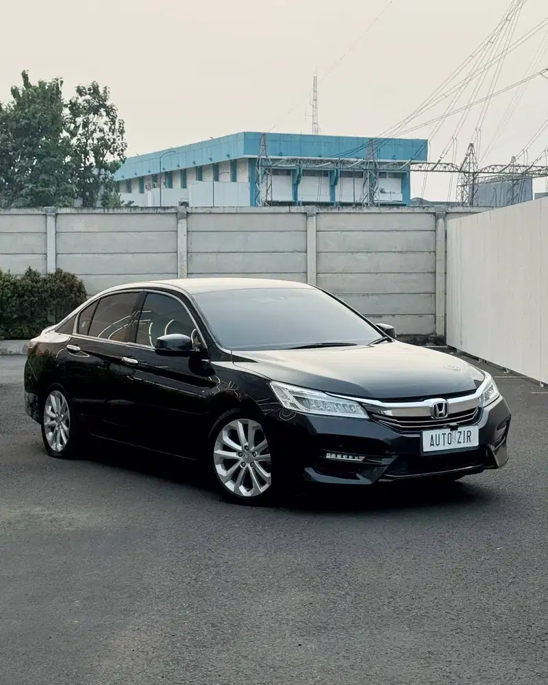 Honda Accord VTIL Hitam 2016 Tdp Murmer Ori Menarik Bu Antik Simpanan