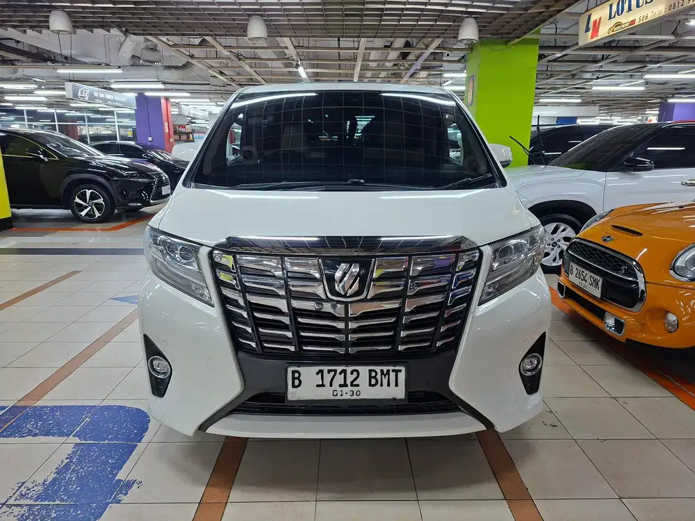 Alphard G 2.5 atpm thn 2017 putih
