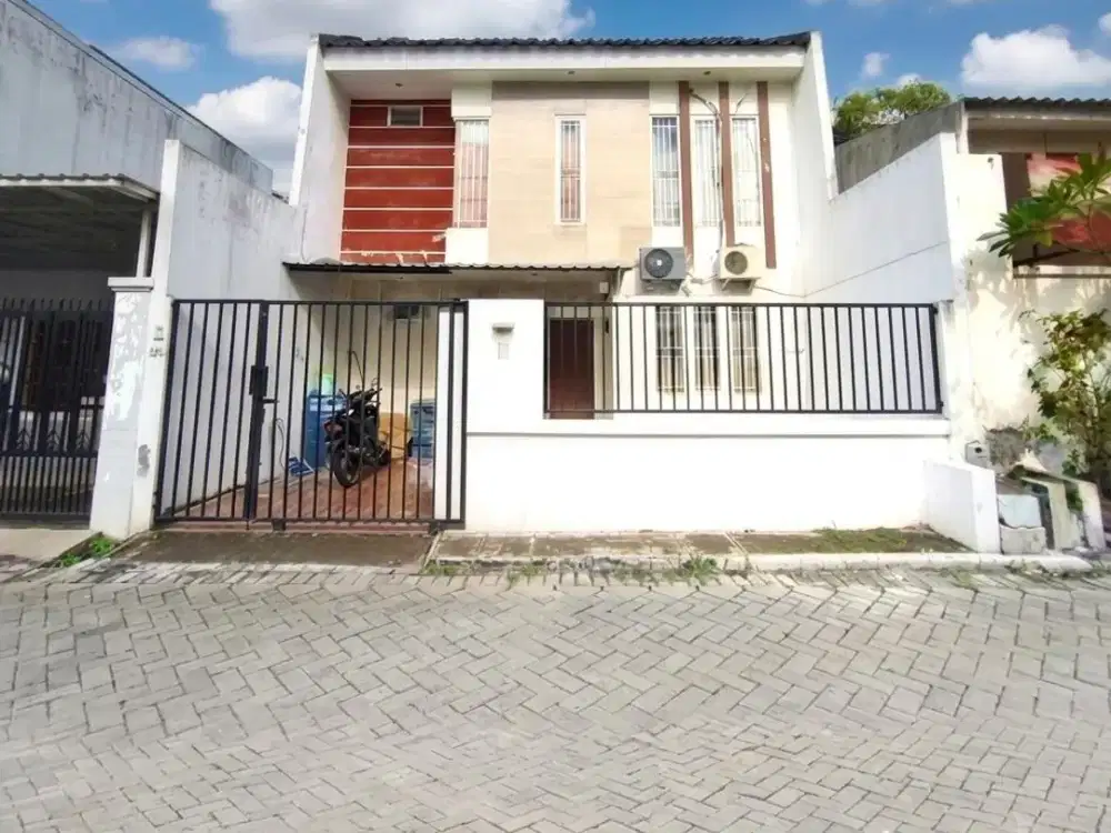 FOR SALE! Rumah Siap Huni Lebak Indah Asri, Surabaya - Lokasi Strategis!