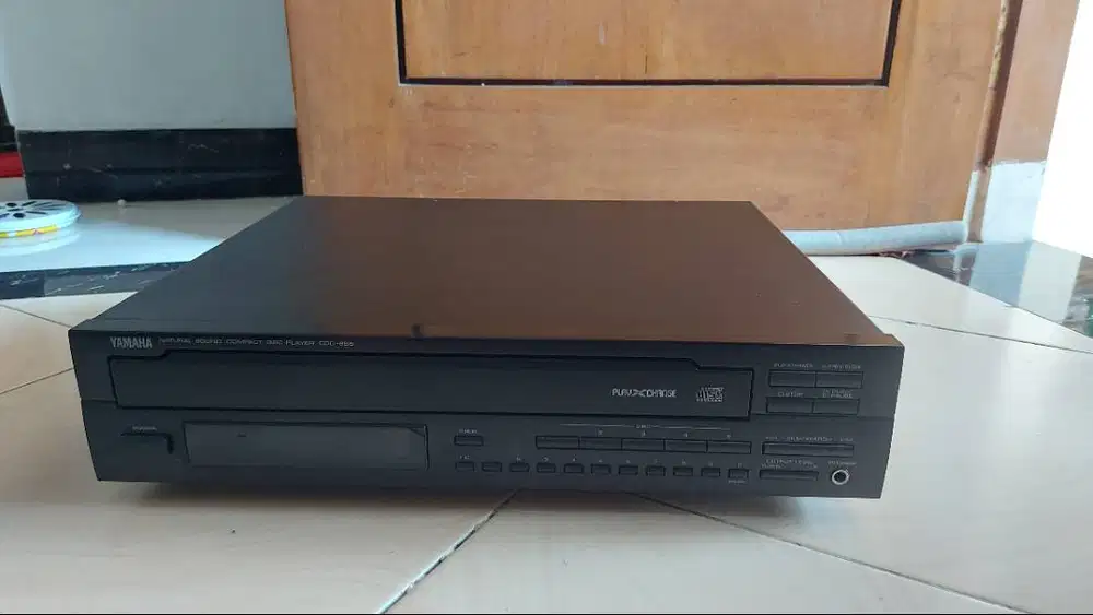 Yamaha Compact Disk Player CDC-655
