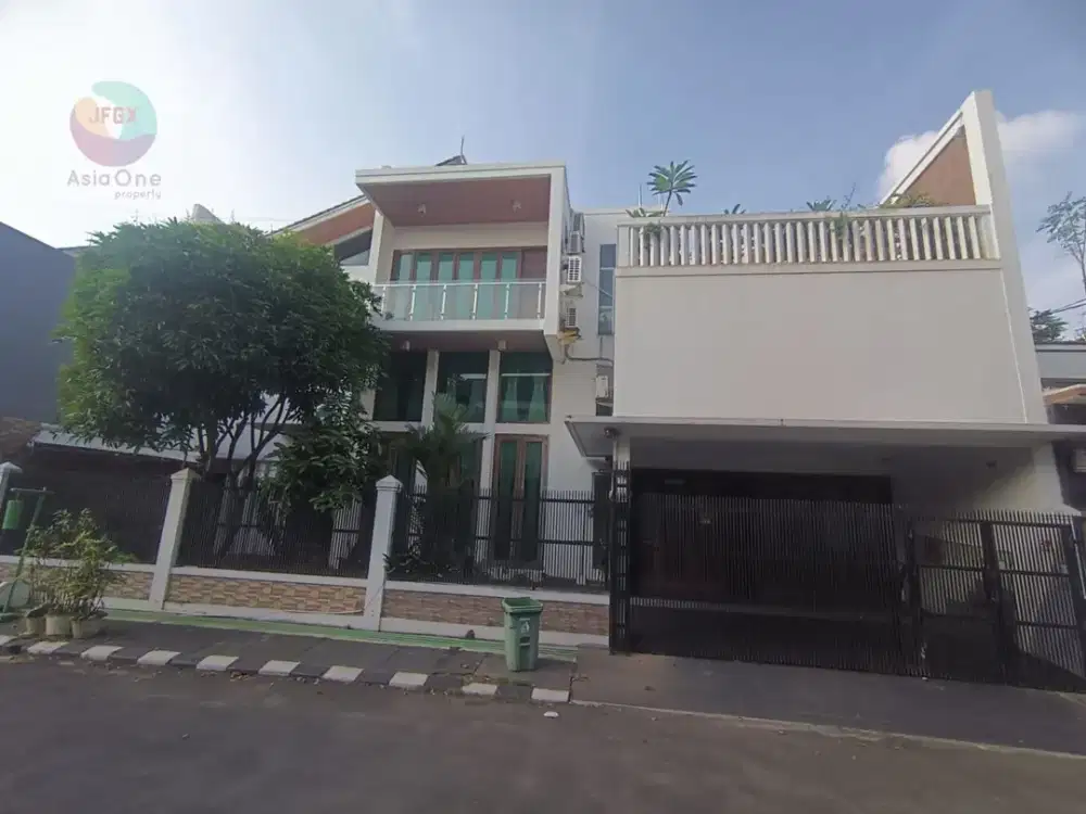 Dijual 3 rumah connecting (2 sisi) ada Private Pool 3lt di Kemang Pratama 3, Bekasi