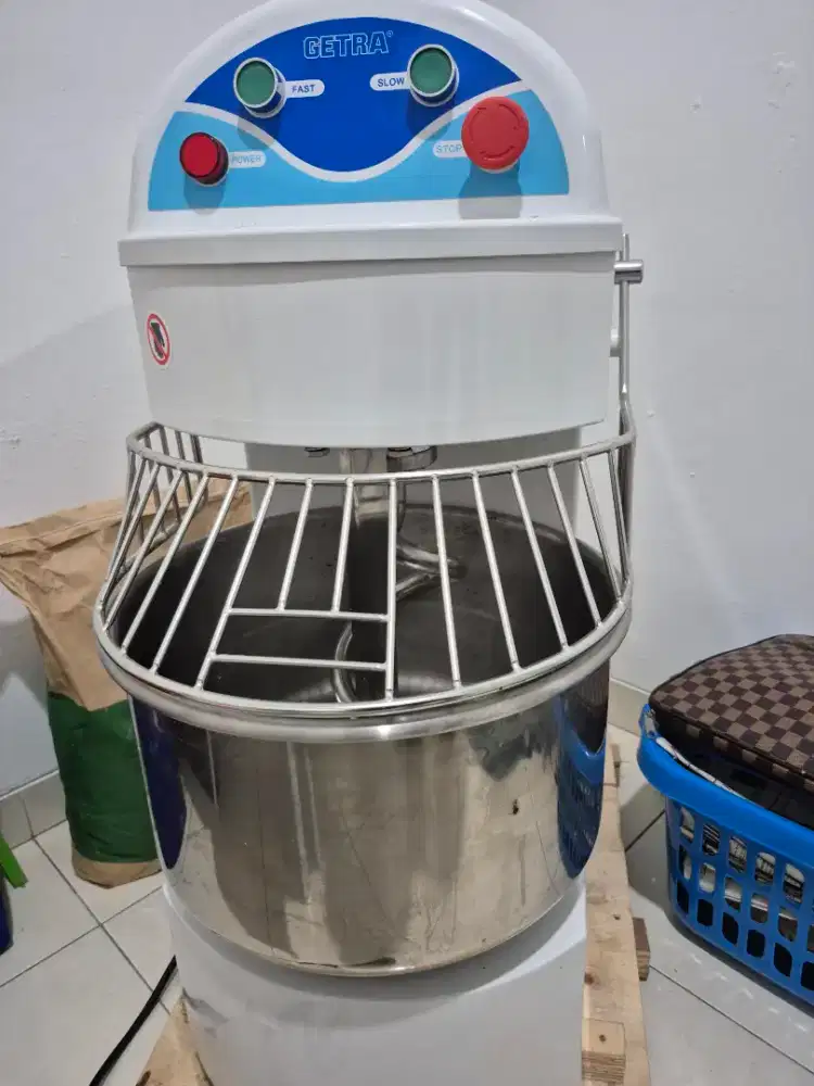 Dia Jual Mixer Roti donat dll