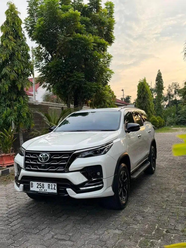 JUAL FORTUNER GR 2.8 MATIC 2022