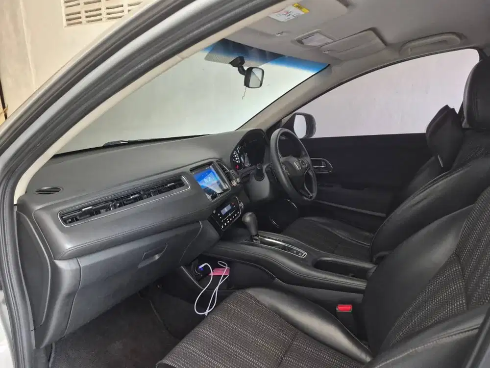 Dijual HRV E tahun 2015