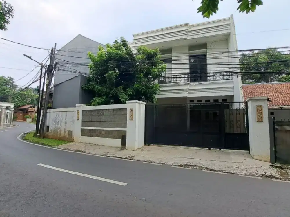 Jarang Ada! Rumah Murah Siap Huni 2 Lantai Kondisi Terawar Asri Lokasi Strategsi di Jagakarsa, Jakarta Selatan