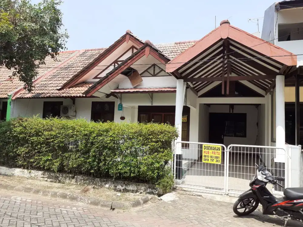 Rmh bagus, 3+1kt, 1+1km, carport 2mbl, disewakan di jl Melati8 Kemang Pratama 2, Bekasi