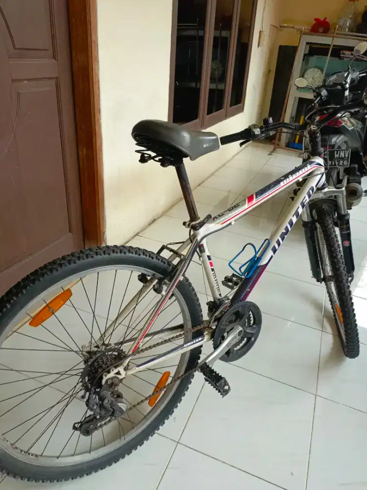 sepeda gunung united