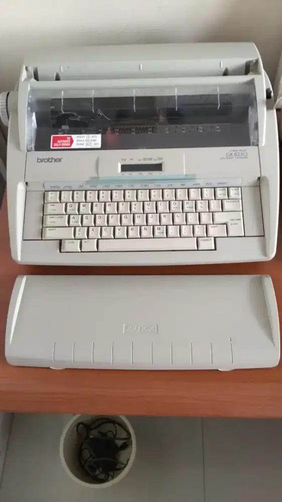 Brother typewriter electric model GX-8250