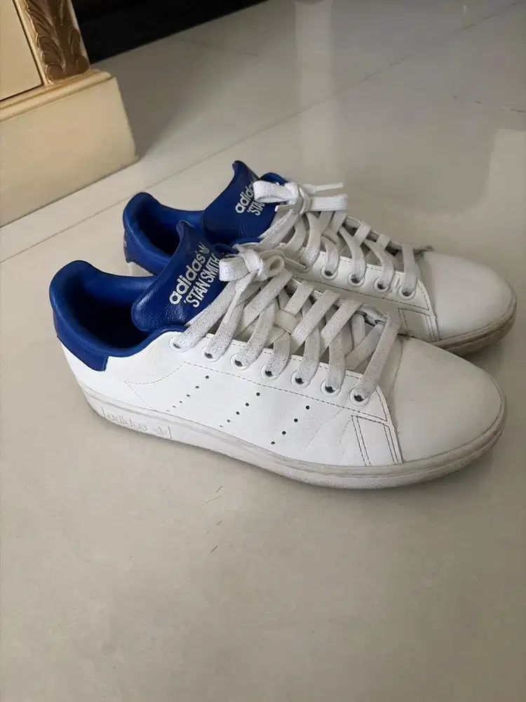 Sepatu Adidas stan smith putih size 39,5